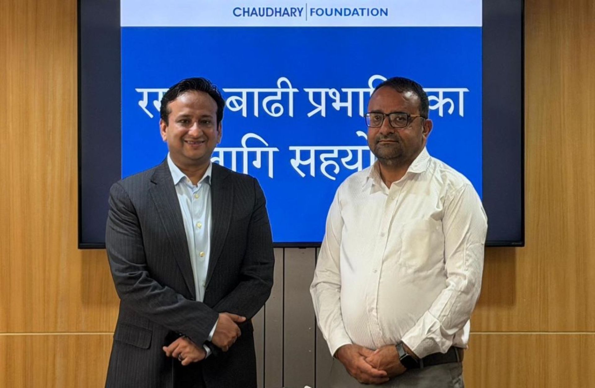 बाढी प्रभावित त्रिभुवन त्रिशूली मावि तत्काल सञ्चालन गर्न चौधरी फाउण्डेसनको सहयोग